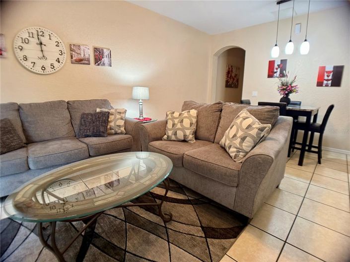 Image No.6-4 Bed Townhouse for sale