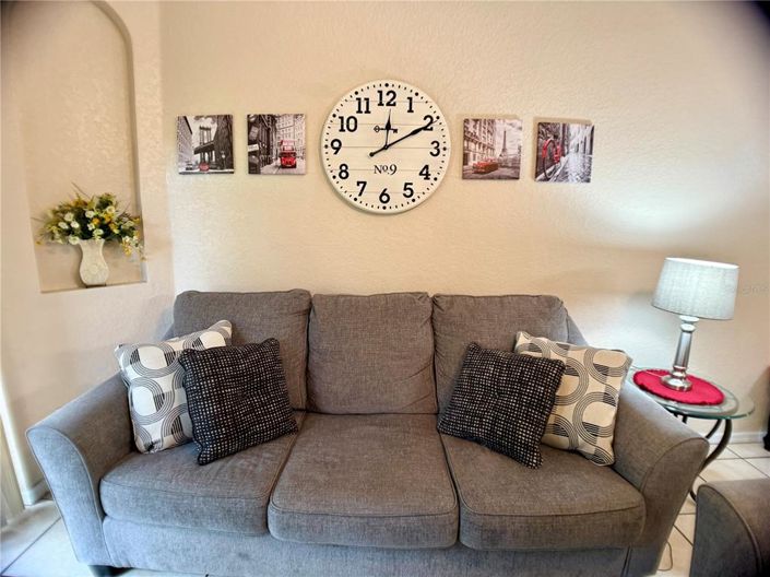 Image No.8-4 Bed Townhouse for sale