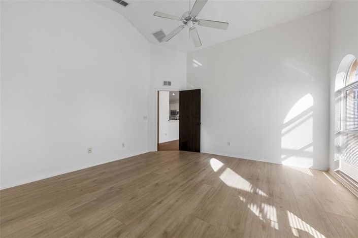 Image No.20-3 Bed House for sale