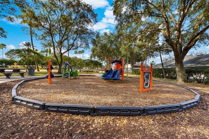 Image No.27-3 Bed House for sale