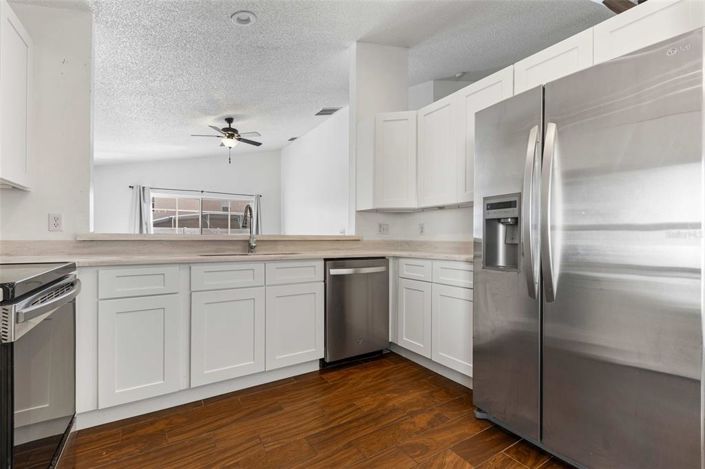 Image No.8-3 Bed House for sale