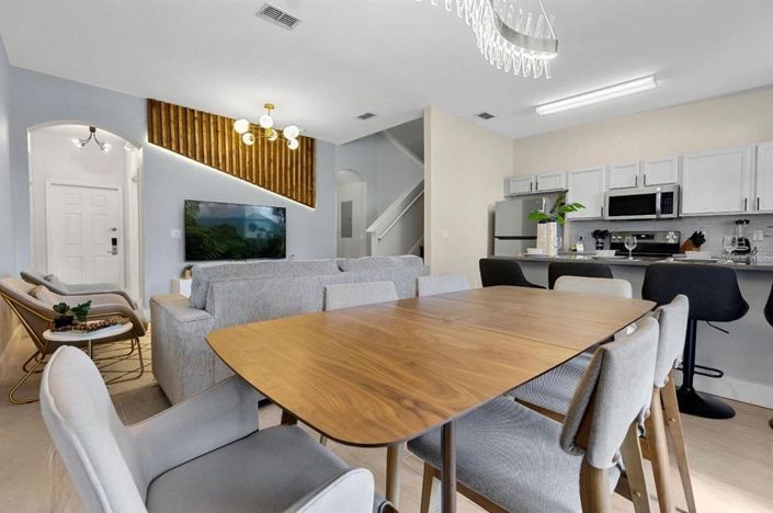 Image No.5-4 Bed Townhouse for sale