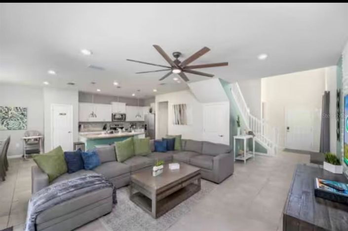 Image No.6-5 Bed House for sale