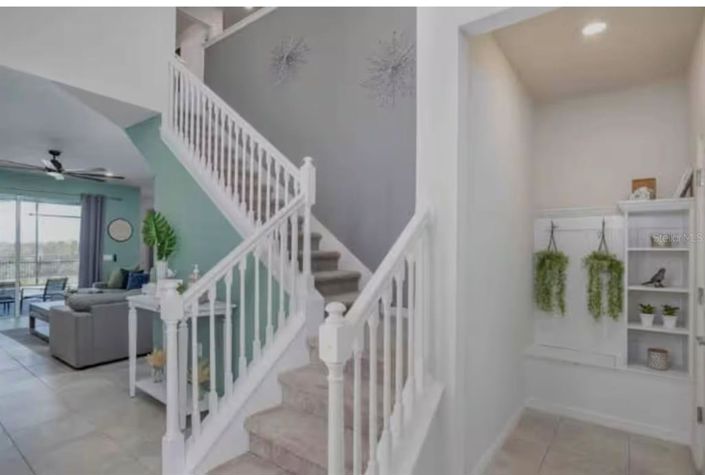 Image No.9-5 Bed House for sale