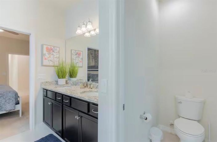 Image No.20-7 Bed House for sale