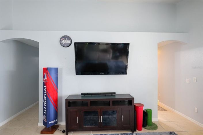 Image No.16-4 Bed House for sale