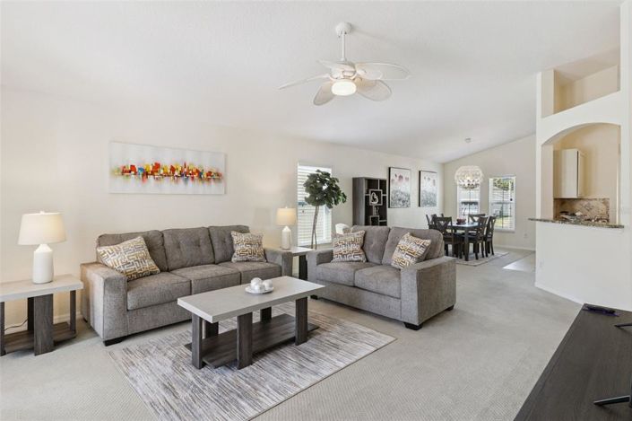 Image No.16-4 Bed House for sale