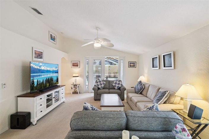 Image No.19-4 Bed House for sale