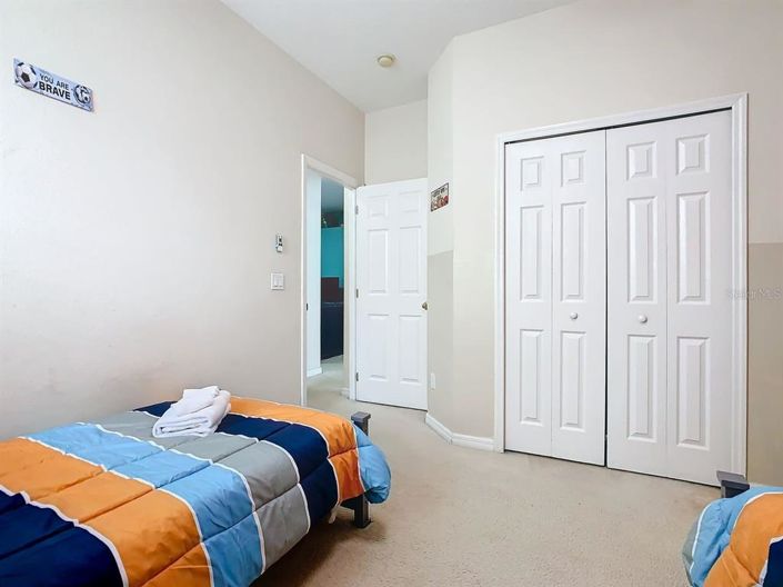 Image No.18-4 Bed House for sale