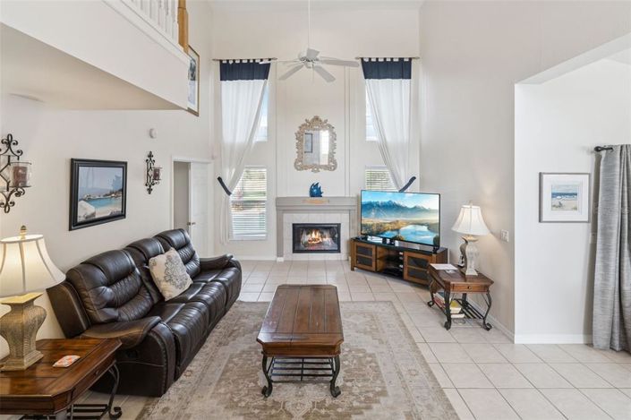 Image No.19-4 Bed House for sale