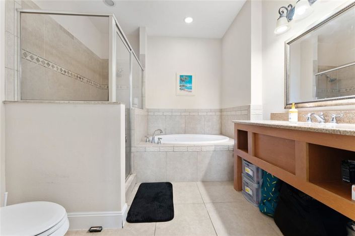 Image No.20-4 Bed Townhouse for sale