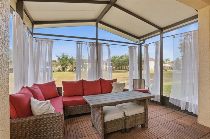 Image No.33-4 Bed Townhouse for sale