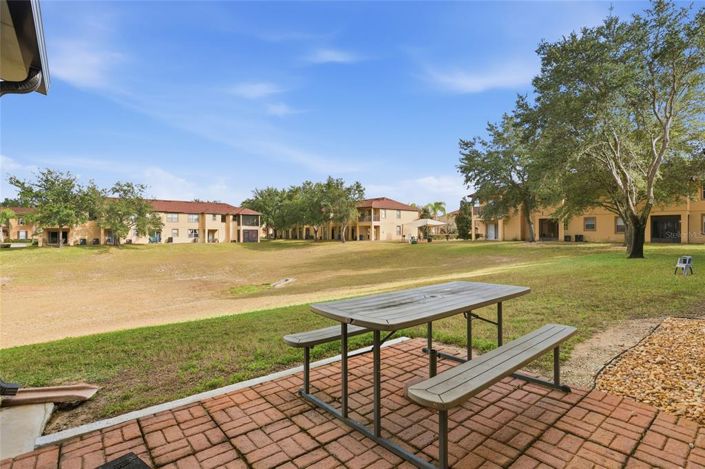 Image No.35-4 Bed Townhouse for sale