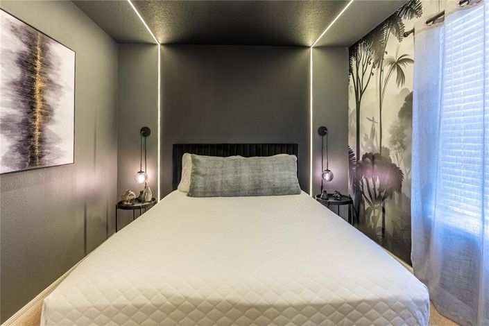 Image No.54-10 Bed House for sale