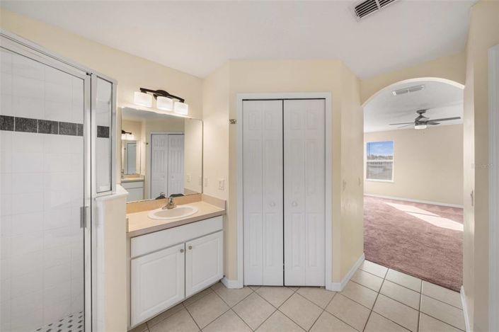 Image No.31-5 Bed House for sale