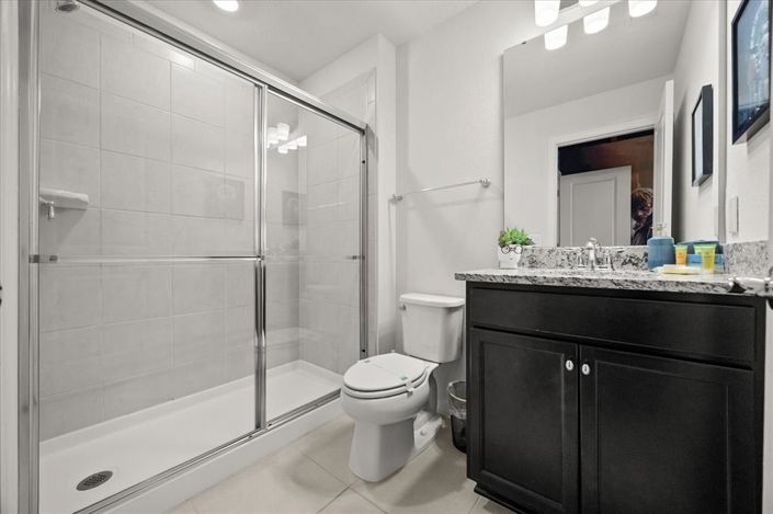 Image No.14-5 Bed Townhouse for sale