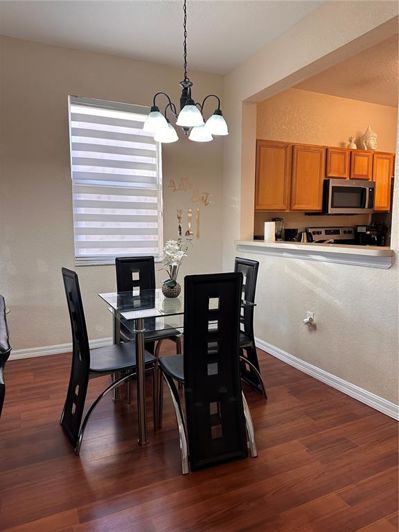 Image No.4-4 Bed Townhouse for sale