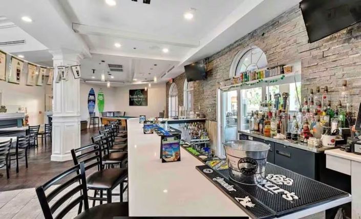 Image No.30-4 Bed Townhouse for sale