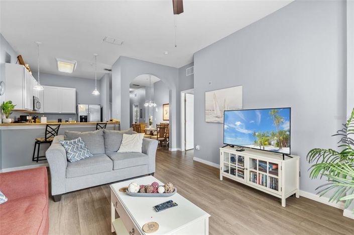 Image No.8-3 Bed Apartment for sale