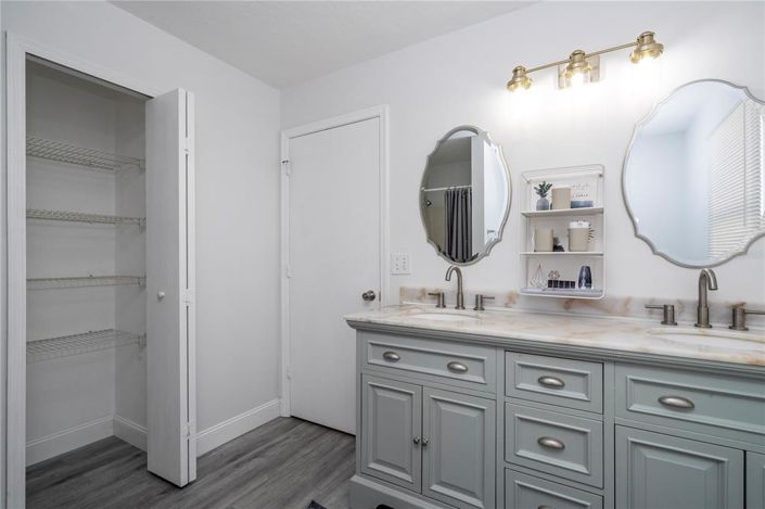 Image No.52-3 Bed House for sale