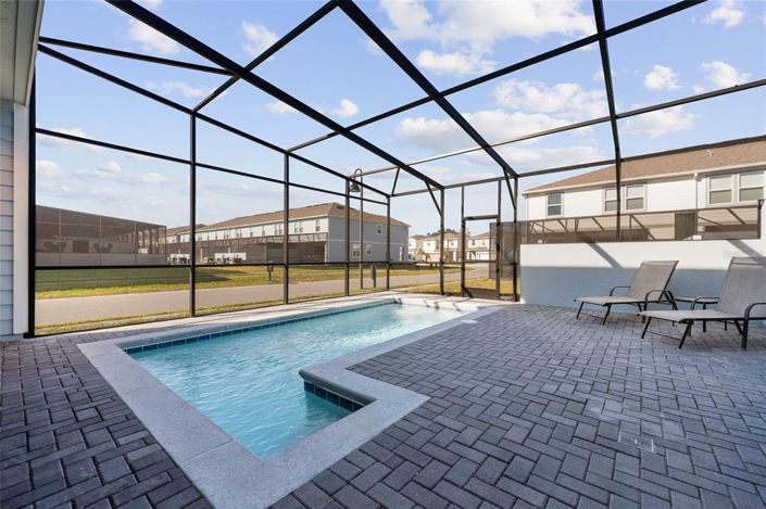 Image No.4-5 Bed Townhouse for sale