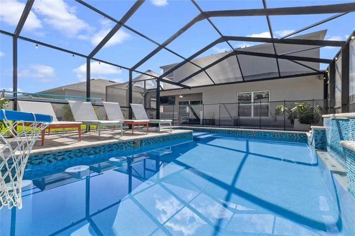 Image No.36-4 Bed House for sale