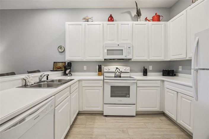 Image No.13-3 Bed Apartment for sale