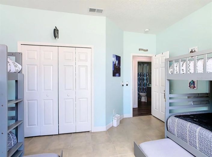 Image No.31-3 Bed House for sale