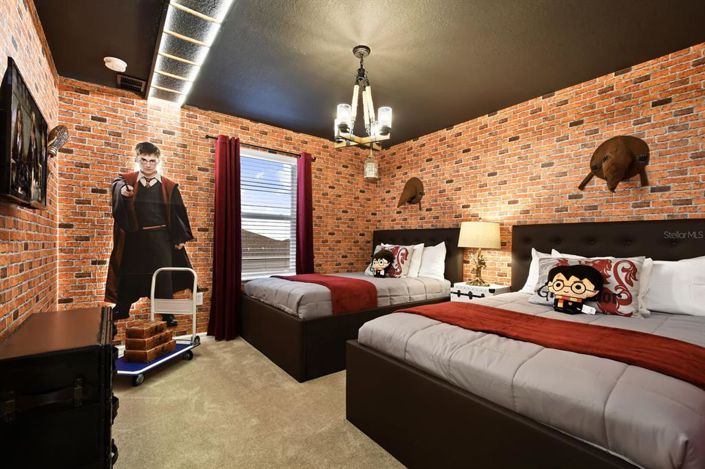 Image No.15-7 Bed House for sale