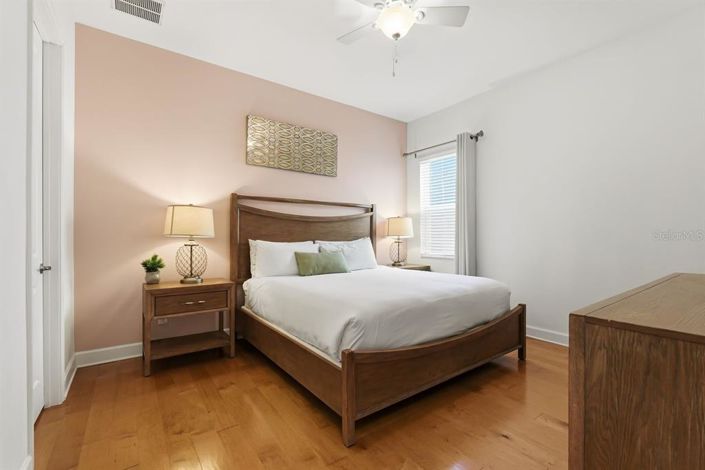 Image No.15-6 Bed House for sale