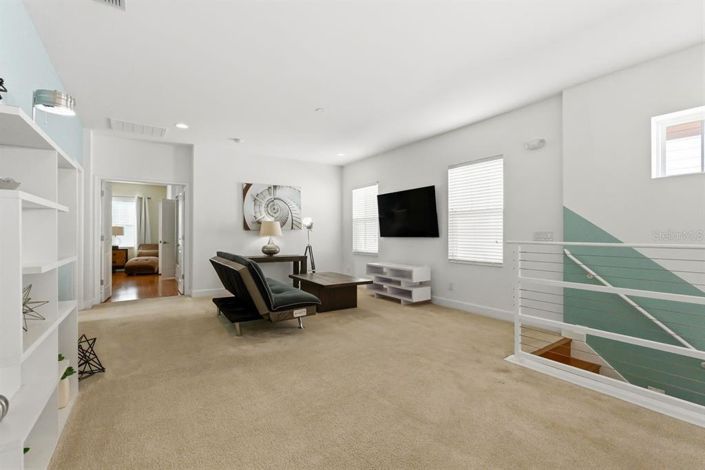 Image No.22-6 Bed House for sale