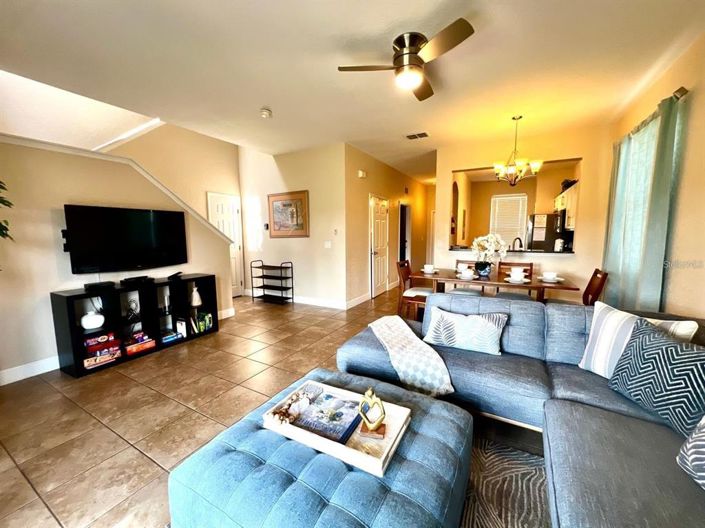 Image No.10-4 Bed Townhouse for sale