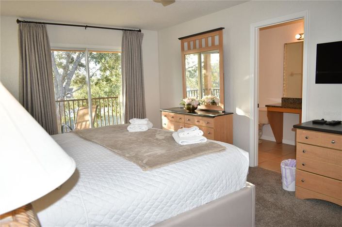 Image No.15-4 Bed Townhouse for sale