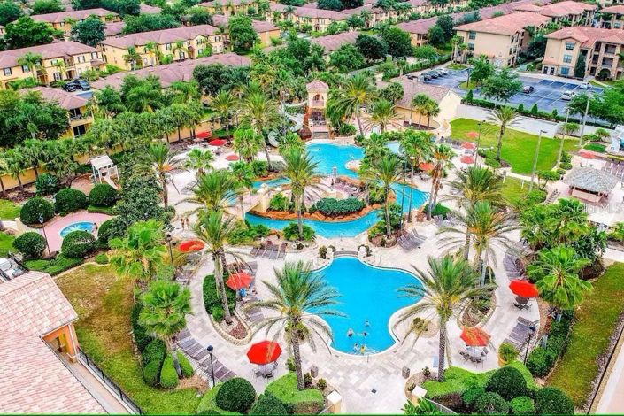 Image No.32-4 Bed Townhouse for sale