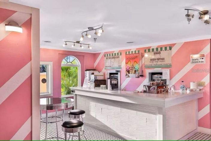 Image No.41-4 Bed Townhouse for sale