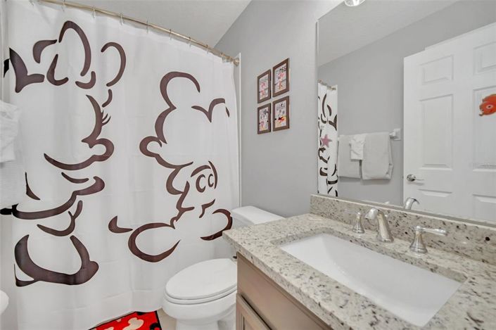 Image No.30-5 Bed House for sale