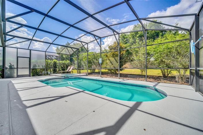 Image No.43-5 Bed House for sale