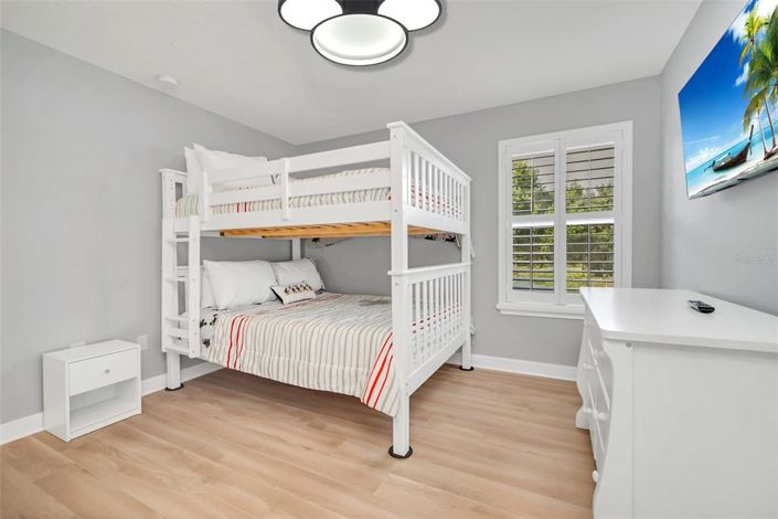 Image No.45-5 Bed House for sale