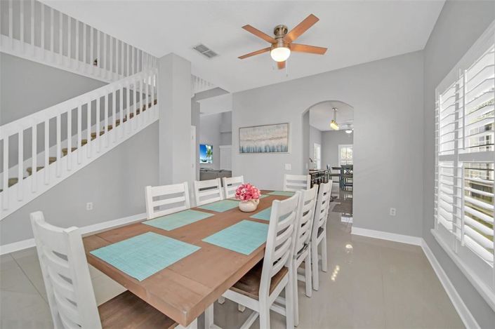 Image No.6-5 Bed House for sale