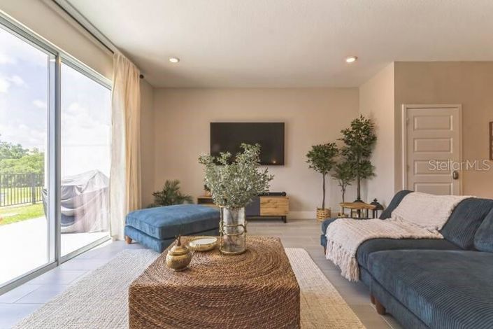 Image No.13-3 Bed Townhouse for sale