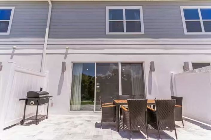 Image No.19-3 Bed Townhouse for sale