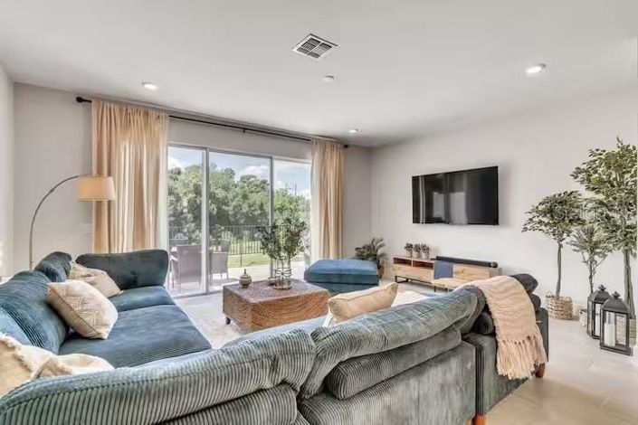 Image No.21-3 Bed Townhouse for sale