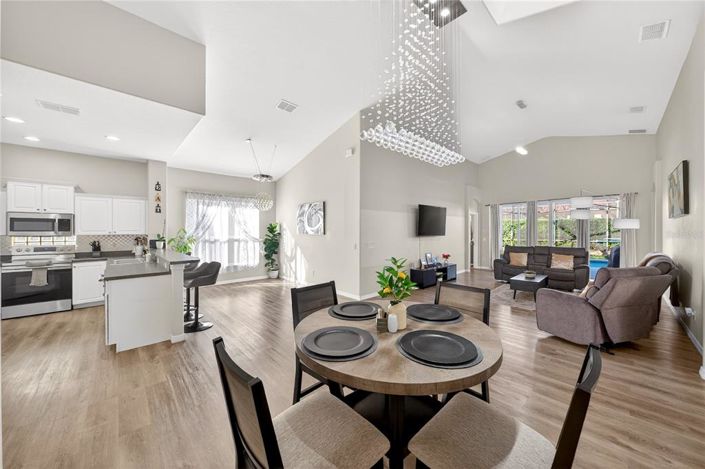 Image No.24-5 Bed House for sale