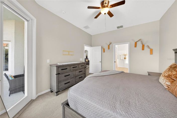 Image No.28-5 Bed House for sale