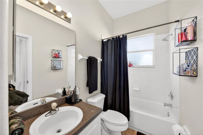 Image No.37-5 Bed House for sale