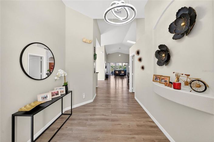 Image No.7-5 Bed House for sale