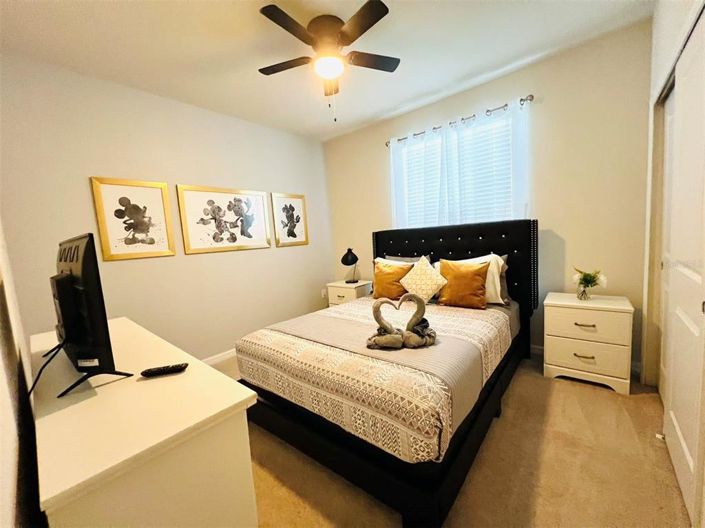 Image No.14-5 Bed Townhouse for sale