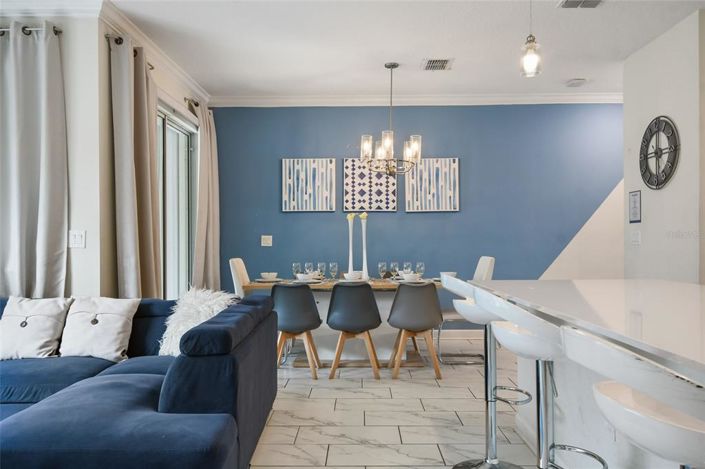 Image No.17-4 Bed Townhouse for sale