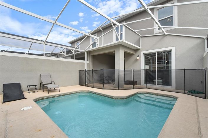 Image No.27-4 Bed Townhouse for sale