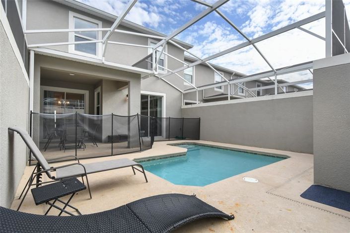 Image No.28-4 Bed Townhouse for sale